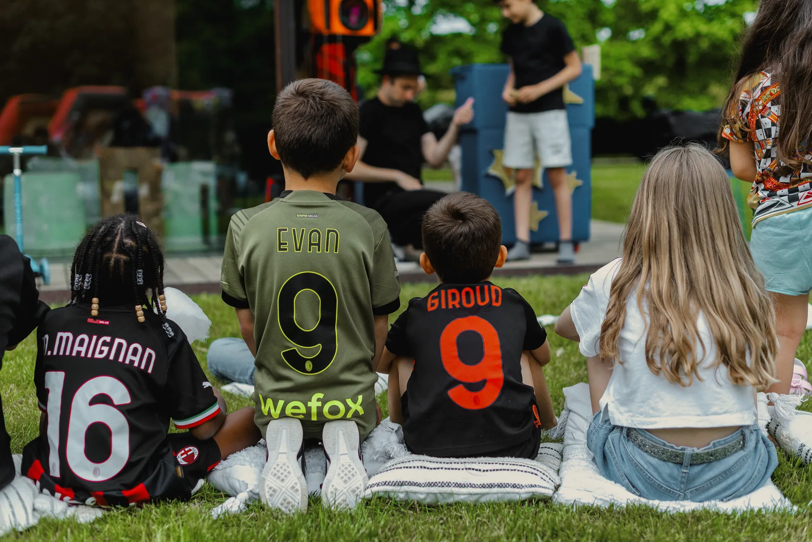 Joueurs du Milan AC avec leurs familles et leurs enfants