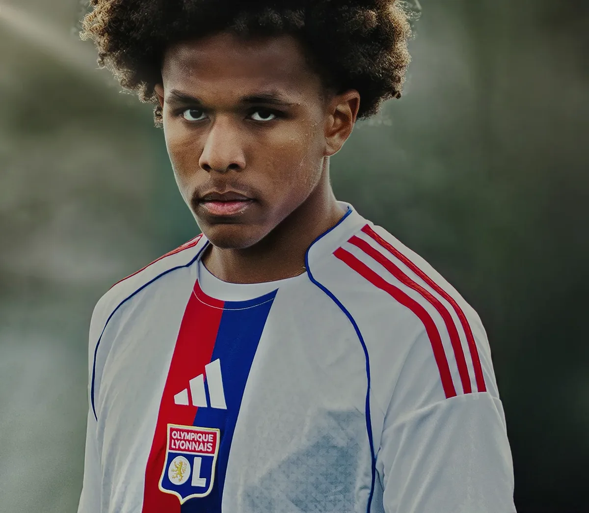 Portrait d'un jeune joueur de l'académie de l'Olympique Lyonnais