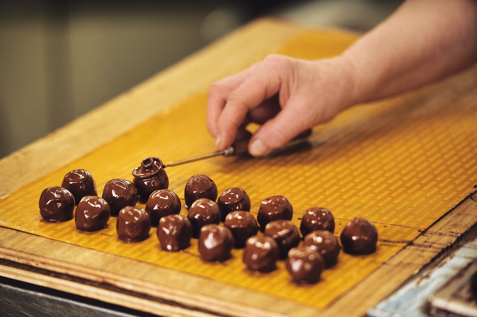 Maison Bernachon, chocolatier lyonnais, reportage savoir-faire par Miloud Bouhidel